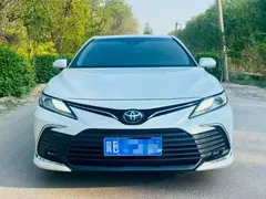 2021 Toyota Camry 2.0G Luxury, белый — фото 1