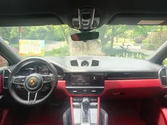 2022 Porsche Cayenne Coupe 3.0T Platinum, белый — фото 9