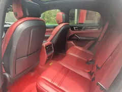 2022 Porsche Cayenne Coupe 3.0T Platinum, белый — фото 11