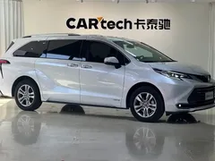 2021 Toyota Sienna 2.5L Hybrid Ultimate, белый — фото 3
