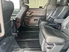 2021 Toyota Sienna 2.5L Hybrid Ultimate, белый — фото 19