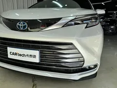 2021 Toyota Sienna 2.5L Hybrid Ultimate, белый — фото 22