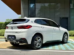 2023 BMW X2 sDrive25i M Sports Night, белый — фото 11