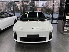 2025 Li Auto i6 2WD, белый — фото 2