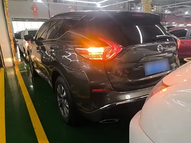 2021 Nissan Murano 2.5L XE 2WD Elite