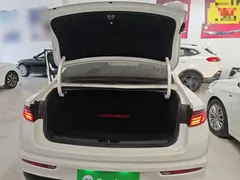 2023 Geely Preface 2.0TD Premium, белый — фото 15
