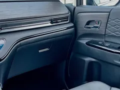 2022 Honda Elysion 2.0L e:HEV Luxury, белый — фото 13