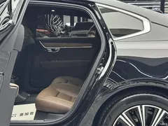 2022 Volvo S90 Plug-in Hybrid modified T8 E-drive Hybrid Zhiyi Luxury, чёрный — фото 7