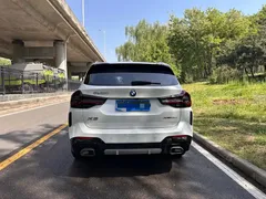 2022 BMW X3 xDrive25i M, белый — фото 5