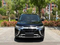 2021 Mitsubishi Outlander 2.0L 2WD Enjoy 7 seats, чёрный — фото 2