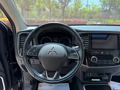 2021 Mitsubishi Outlander 2.0L 2WD Enjoy 7 seats, чёрный — фото 12