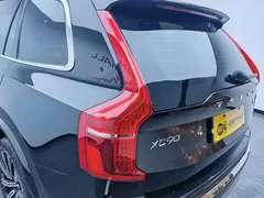 2022 Volvo XC90 B6 Luxury 7, чёрный — фото 13