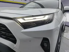 2022 Toyota RAV4 2.0L CVT 2WD Fashion Plus — фото 5