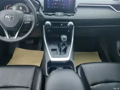 2022 Toyota RAV4 2.0L CVT 2WD Fashion Plus — фото 16