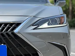 2022 Lexus ES 200 Luxury — фото 20