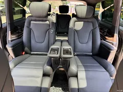 2022 Mercedes-Benz V-Class V 260 L Long Wheelbase Luxury, чёрный — фото 12
