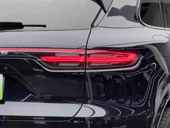 2021 Porsche Cayenne E-Hybrid 2.0T PHEV, чёрный — фото 19