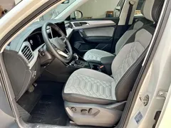 2023 Volkswagen Tayron 280TSI 2WD Plus, белый — фото 8