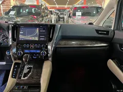 2021 Toyota Vellfire Crown Hybrid 2.5L HV Premium — фото 9