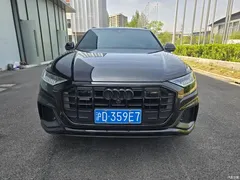 2021 Audi Q8 55 TFSI exclusive dynamic model, чёрный — фото 2