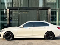 2022 BMW 3 Series 3 325Li M, белый — фото 3