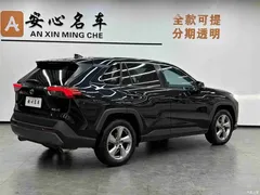 2022 Toyota RAV4 2.0L CVT 2WD Fashion Plus — фото 3