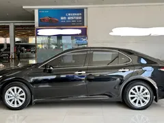2021 Toyota Camry 2.0G Luxury, чёрный — фото 14