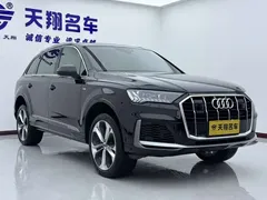 2021 Audi Q7 55 TFSI quattro S line, чёрный — фото 3