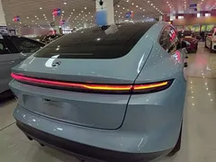 2022 Nio ET5 75kWh, синий — фото 6
