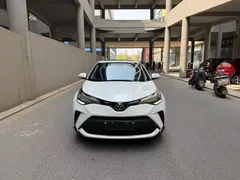 2021 Toyota C-HR 2.0L Comfort, белый — фото 2