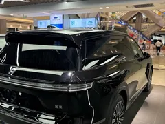 2026 Nio ES8 6-seat Executive Luxury, чёрный — фото 5