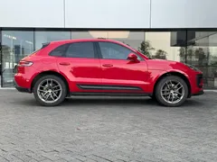 2023 Porsche Macan 2.0T — фото 14