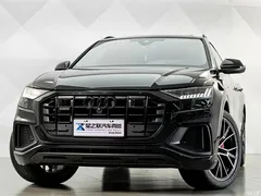 2022 Audi Q8 55 TFSI exclusive dynamic model, чёрный — фото 3