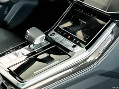 2022 Audi Q8 55 TFSI exclusive dynamic model, чёрный — фото 20