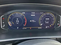 2021 Volkswagen Tiguan L 330TSI AT 2WD, белый — фото 10
