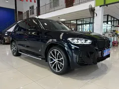 2022 BMW X3 xDrive30i M, чёрный — фото 3