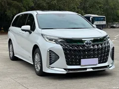 2021 Toyota Sienna 2.5L Hybrid Comfort, белый — фото 3
