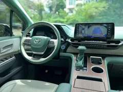 2021 Toyota Sienna 2.5L Hybrid Comfort, белый — фото 8
