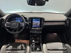 2023 Volvo XC40 B3, синий — фото 4