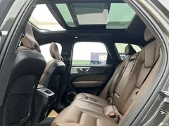 2022 Volvo XC60 B5 4WD Zhiyuan Luxury — фото 6