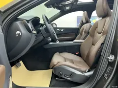 2022 Volvo XC60 B5 4WD Zhiyuan Luxury — фото 8