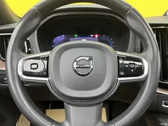 2022 Volvo XC60 B5 4WD Zhiyuan Luxury — фото 10