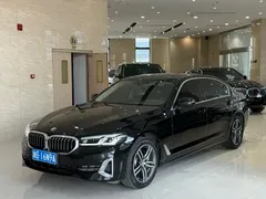 2023 BMW 5 Series 530Li Leading Luxury Package, чёрный — фото 1