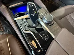 2023 BMW 5 Series 530Li Leading Luxury Package, чёрный — фото 6
