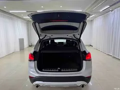 2021 BMW X1 sDrive20Li Exclusive, белый — фото 20