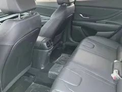 2023 Hyundai Elantra 1.5L CVT LUX Premium, белый — фото 6