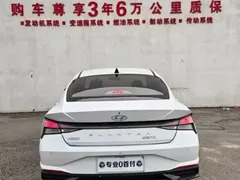 2023 Hyundai Elantra 1.5L CVT LUX Premium, белый — фото 8