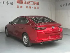 2022 Mazda 3 2.0L AT — фото 11