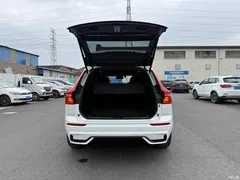 2022 Volvo XC60 B5 4WD Zhiyuan Sport, белый — фото 23