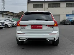 2022 Volvo XC60 B5 4WD Zhiyuan Sport, белый — фото 27